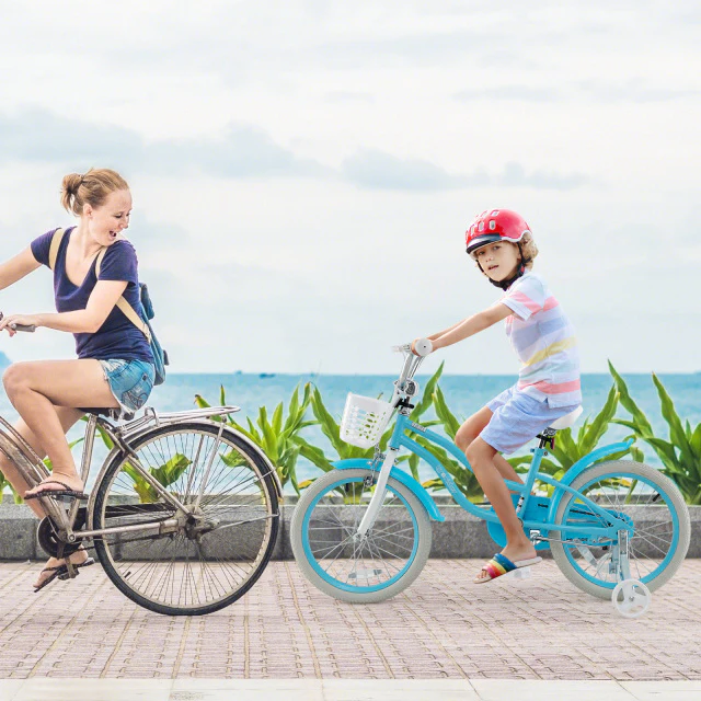 18 Inch Kids Bike with Helmet Protective Set Blue - Image 2